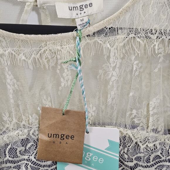 NwT Umgee Gauzy Laced Mini Dress Flutter Sleeve Sz M Flowy Boho Festival Shabby - Picture 3 of 6